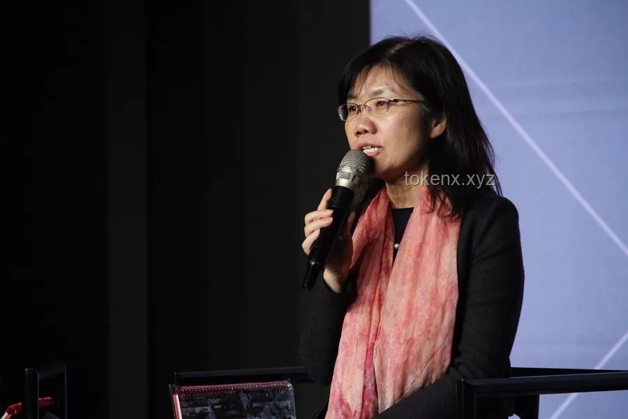 **郝蕾言论背后的创新反思：红了，是评判的终点吗？**